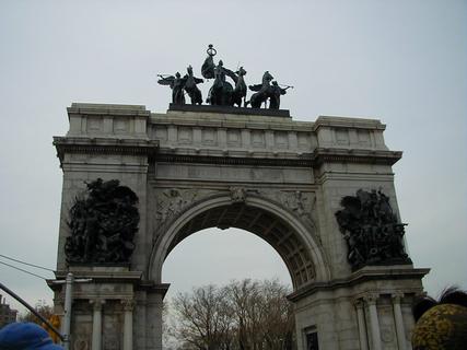 Soldiers' and Sailors' Arch, Grand Army Plaza, Brooklyn<br>Location: <a href="https://www.google.com/maps/search/?api=1&query=40.67264,-73.96977" target="_new">Brooklyn City Tour, Grand Army Plaza</a>